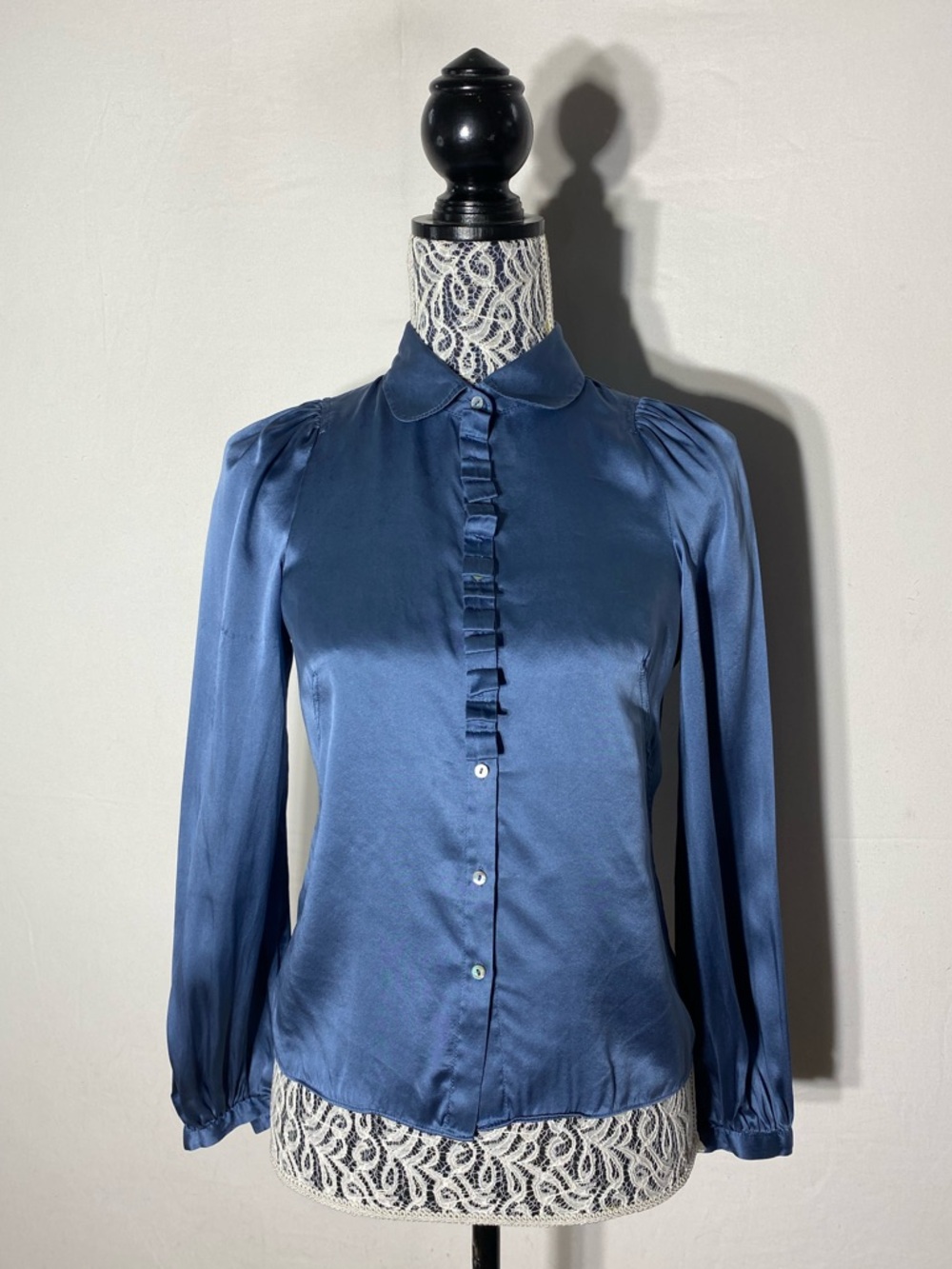 Vintage Y2K Max Studio Blue Silk Button Front Blouse W Ruffle Trim SP Twee